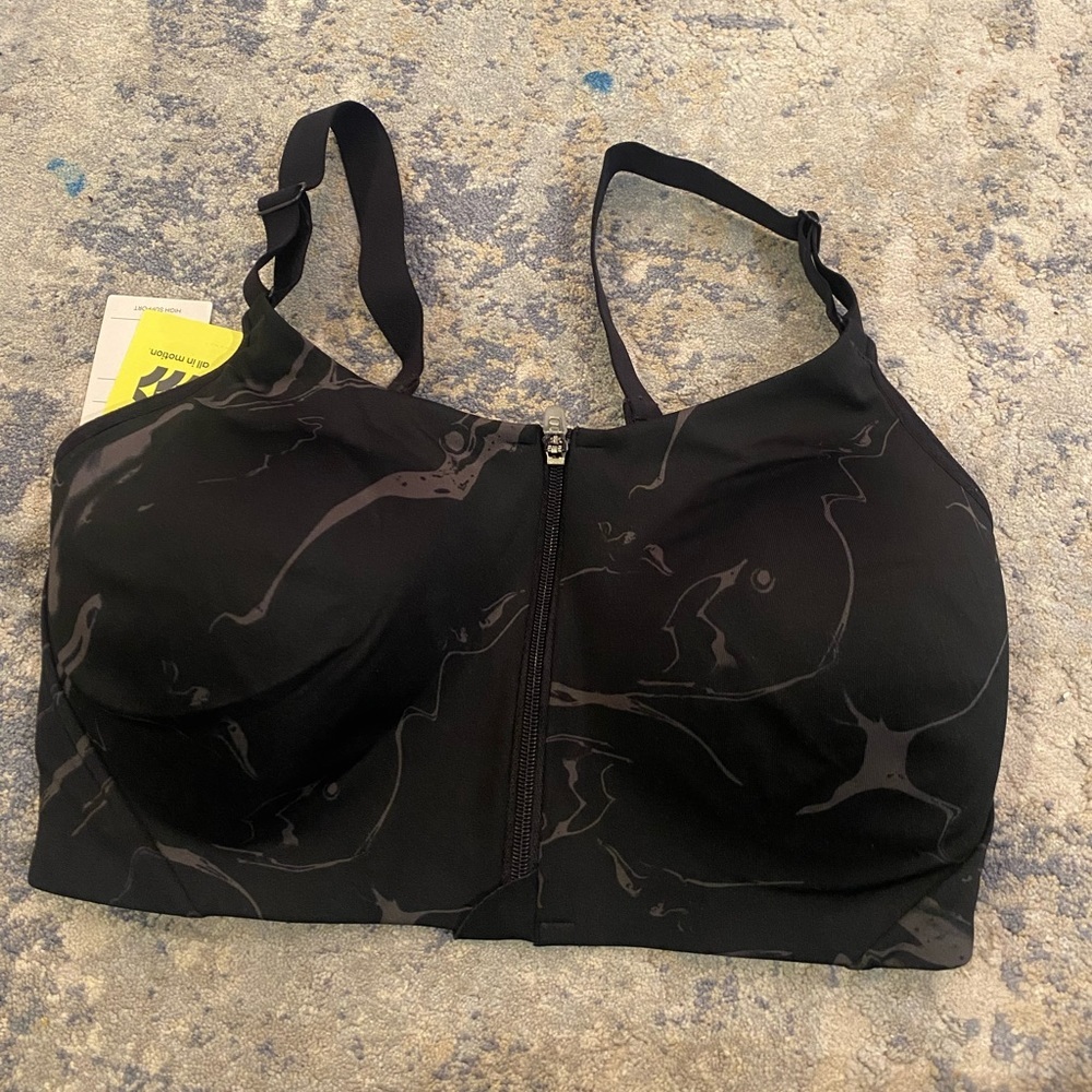 Nwt All in Motion sports bra 32DD